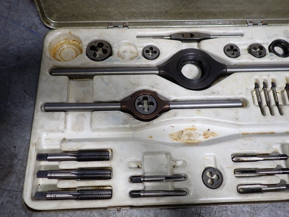 Narex Threader - M-1