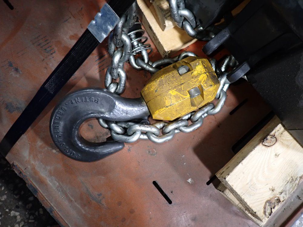 R & M Electric Hoist - Lm25