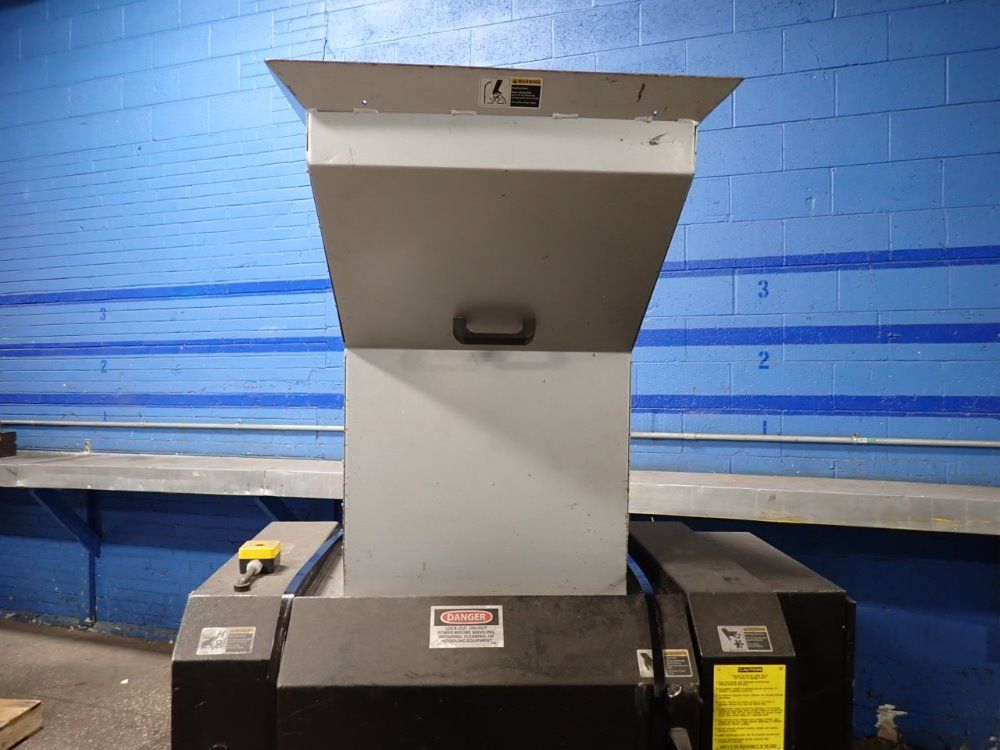 Milacron 7.5 Hp 2006 Milacron Mbg-18 Granulator - Mbg-18