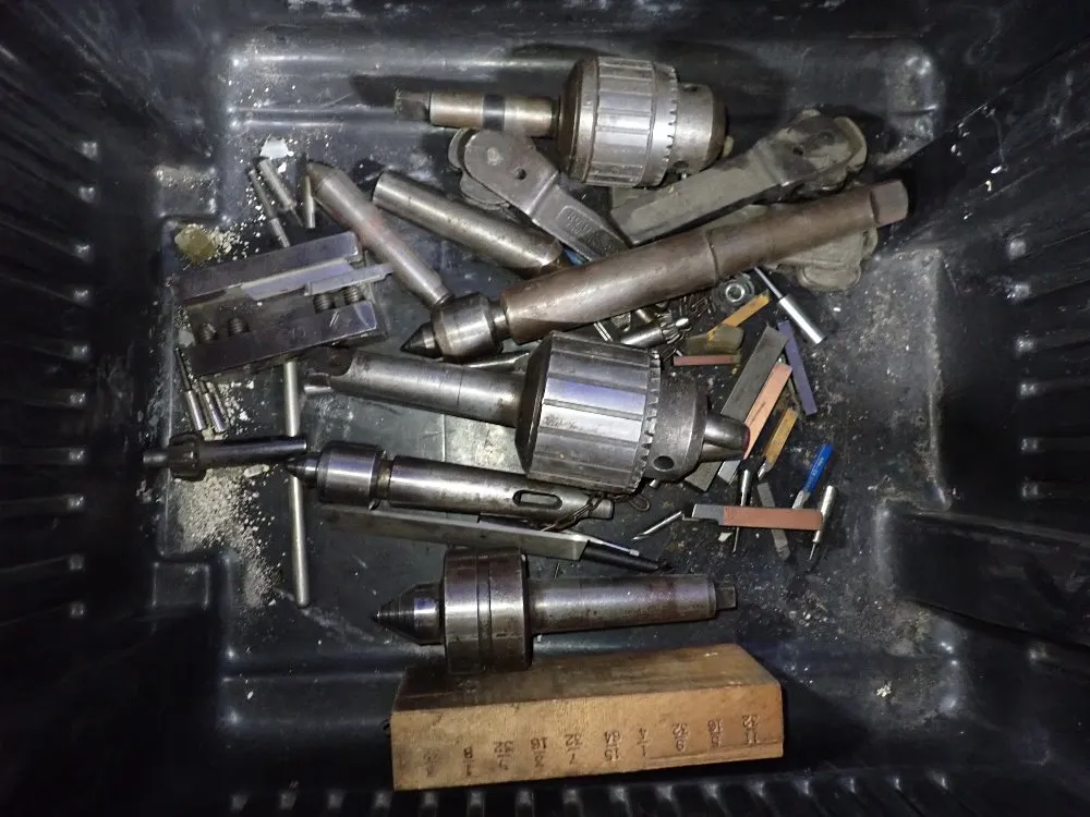TOOLING/HARDWARE