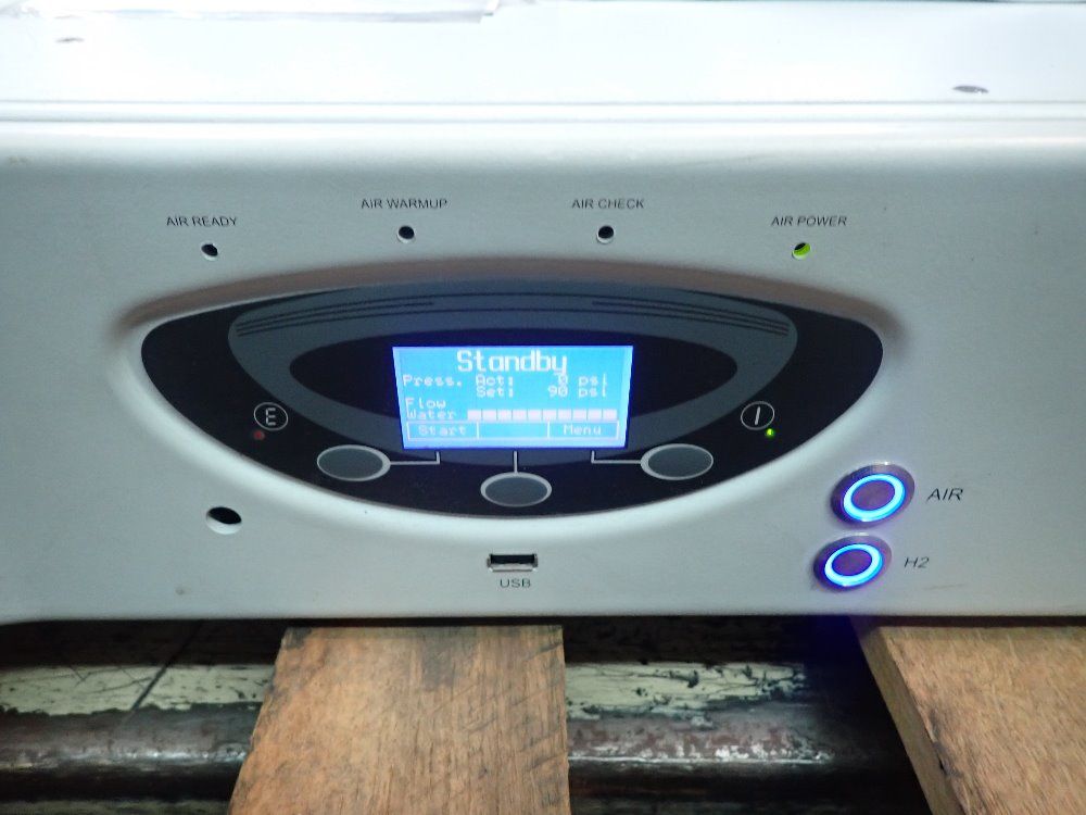 Perkin Elmer Hydrogen Generator Powers On