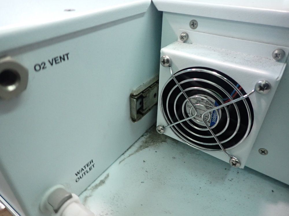 Perkin Elmer Hydrogen Generator Powers On