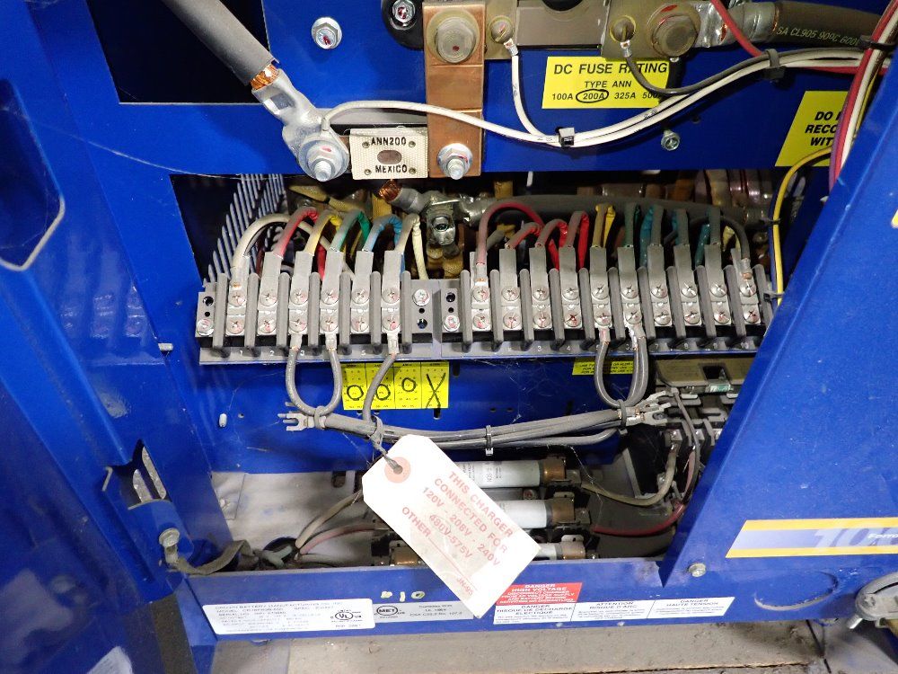 Crown Battery Charger