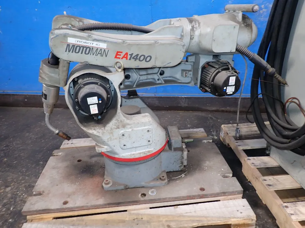 Motoman 2004 Motoman Yrea1400a02 Robot