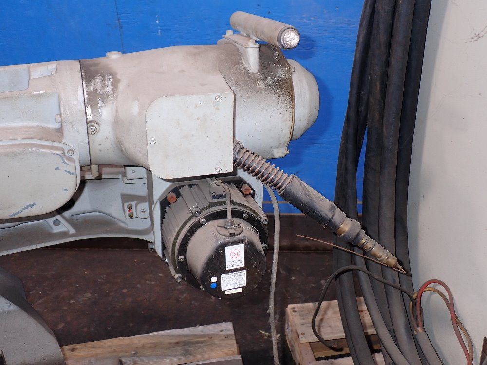 Motoman 2004 Motoman Yrea1400a02 Robot