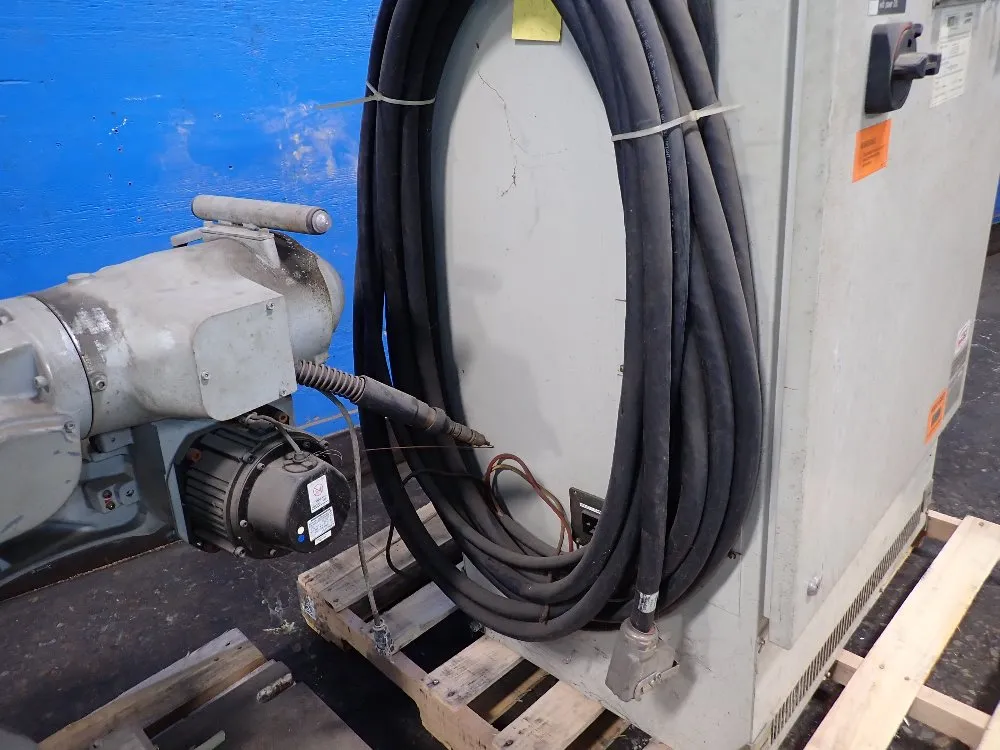 Motoman 2004 Motoman Yrea1400a02 Robot