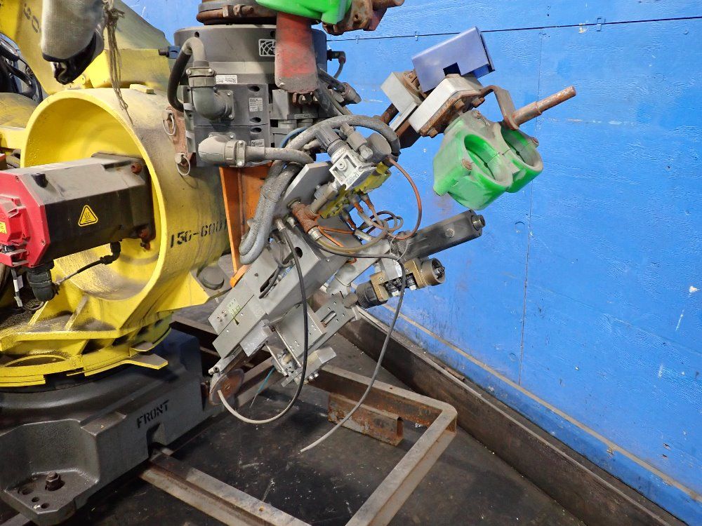 Fanuc 2003 Fanuc R2000ia165f Robot