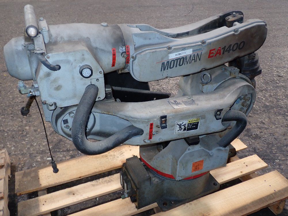 Motoman 2004 Motoman Yrea1400a02 Robot