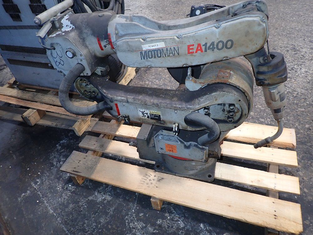 Motoman 2004 Motoman Yrea1400a02 Robot