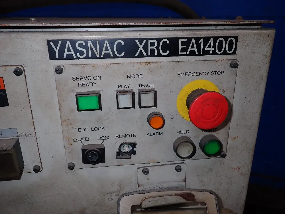 Motoman 2004 Motoman Yrea1400a02 Robot