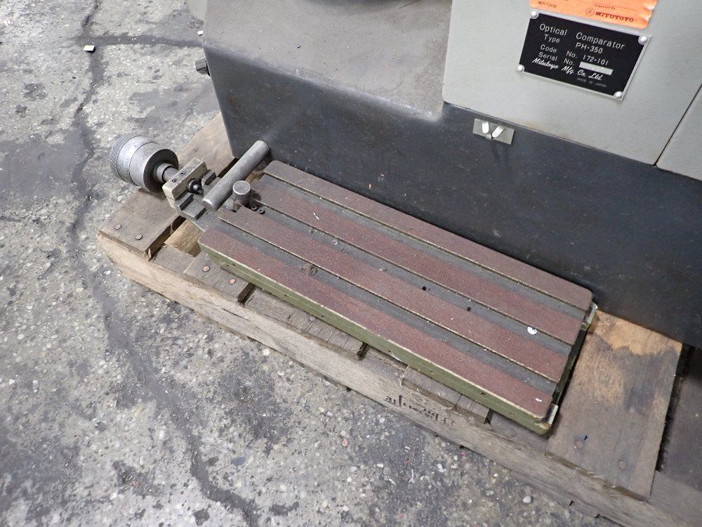 Mitutoyo Mitutoyo Ph350 Optical Comparator