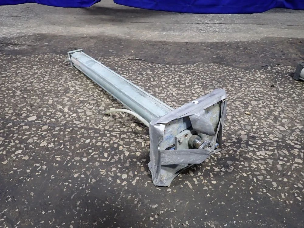 PNEUMATIC CYLINDER