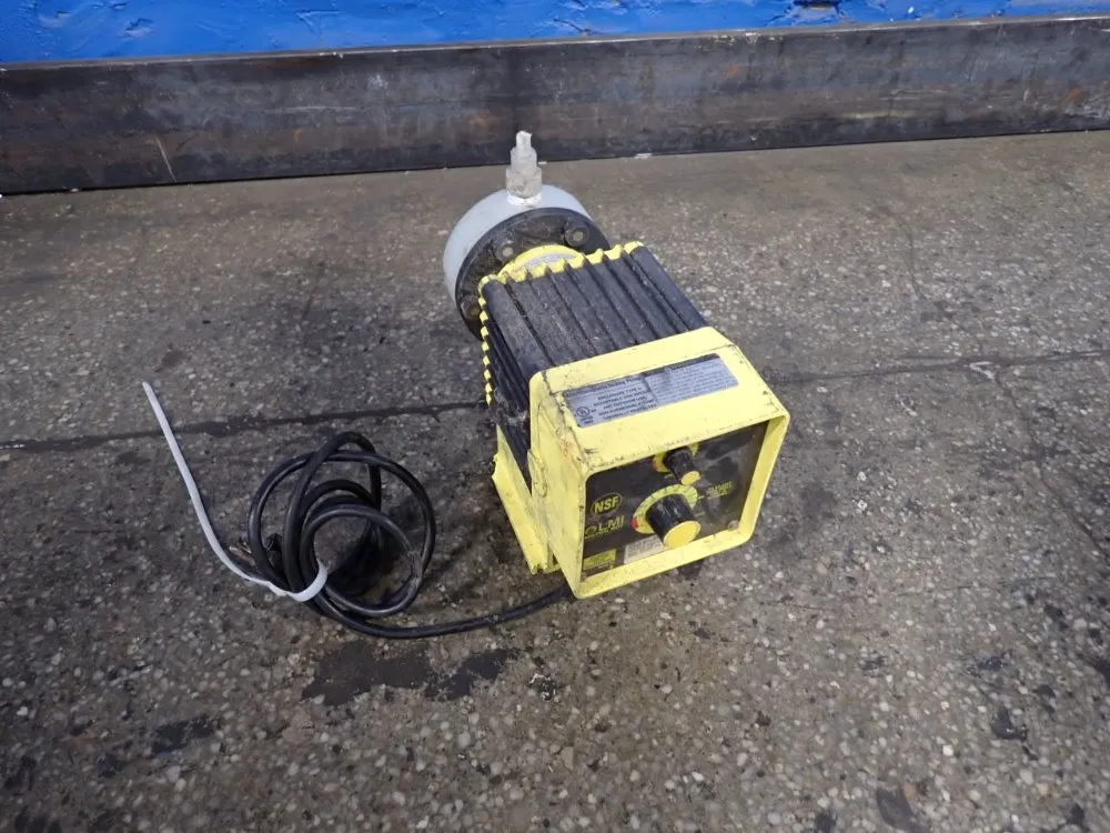 METERING PUMP