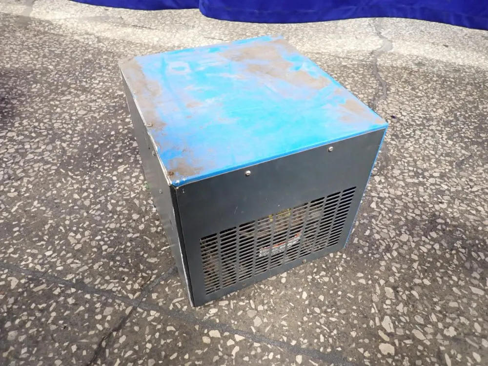 REFRIGERATED AIR DRYER