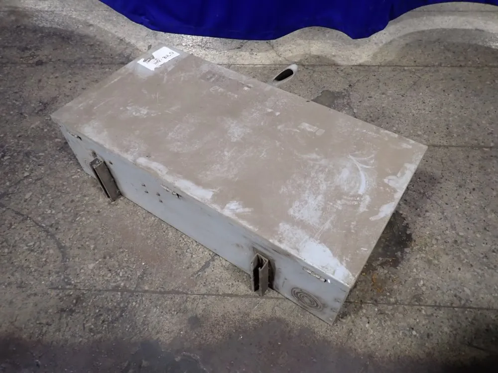 FUSIBLE DISCONNECT