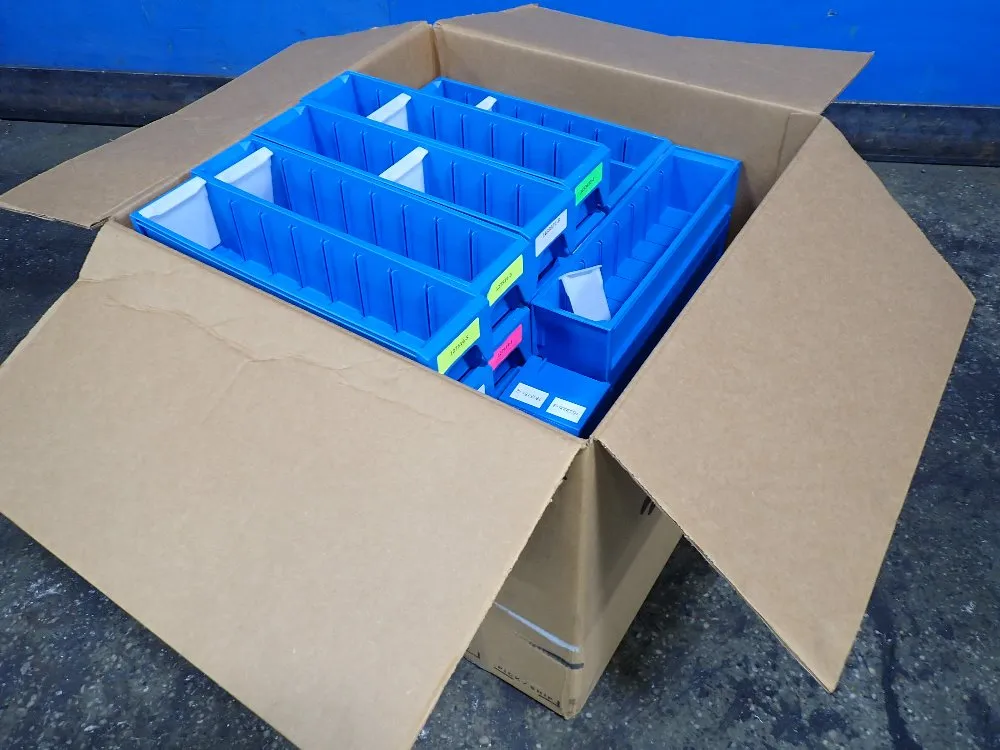 PLASTIC TOTES