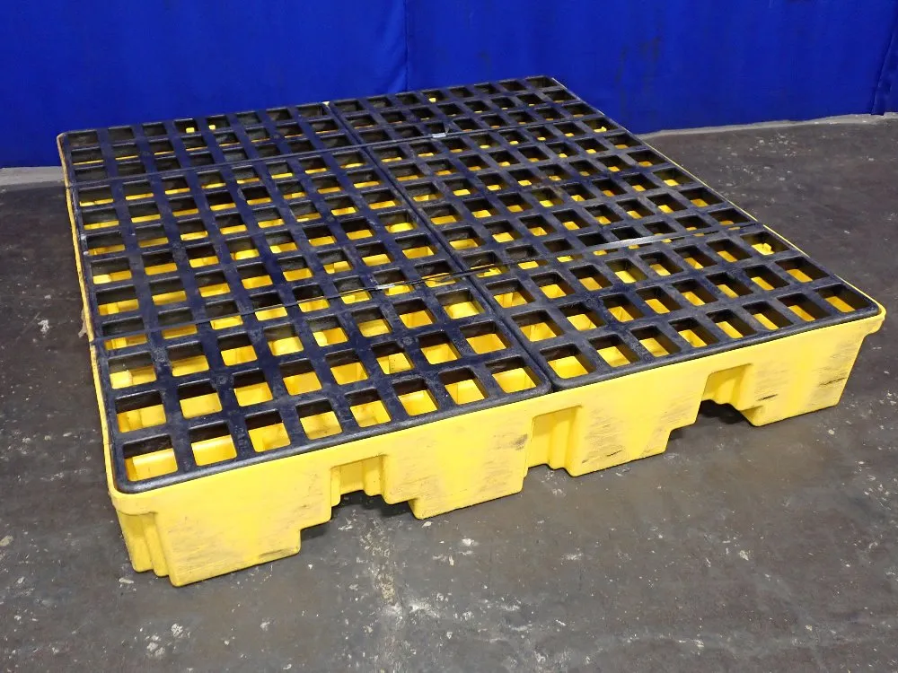 CONTAINMENT PALLET