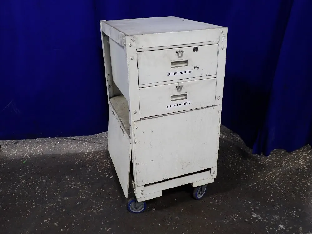 PORTABLE CABINET