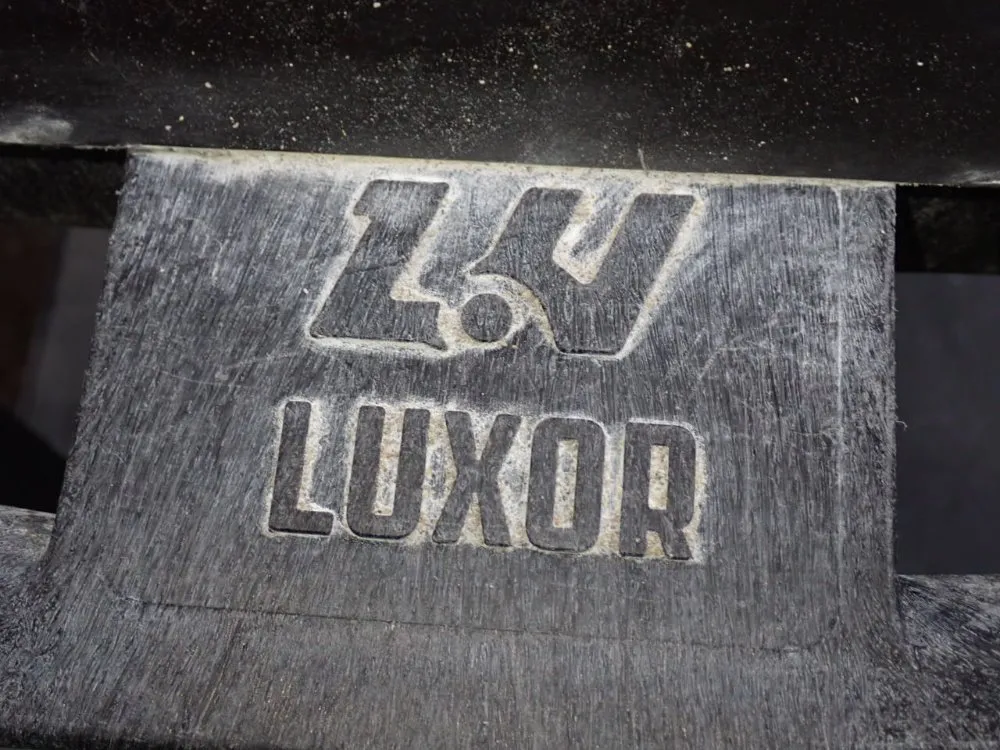 Luxor 3 Tier (18"x32") Cart