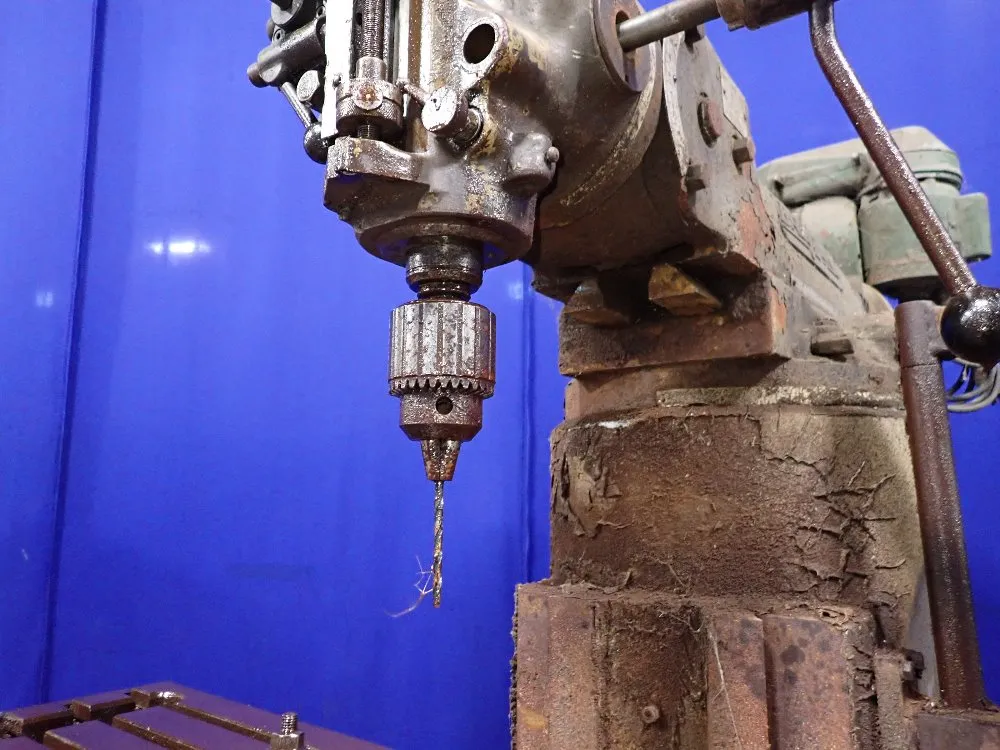 Bridgeport Bridgeport 1001527 Vertical Mill