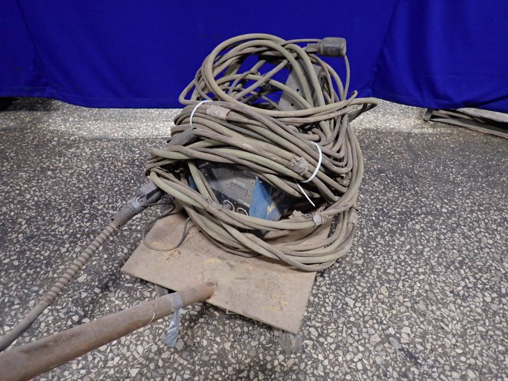 Miller Wire Feeder