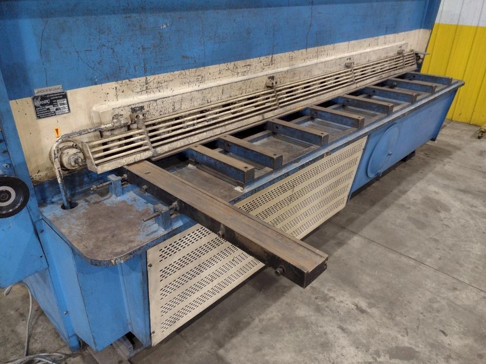 Atlantic 1989 Atlantic Hydraulic Power Squaring Shear