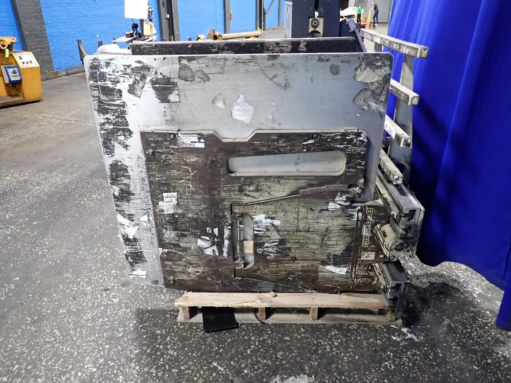 Cascade Carton Clamp