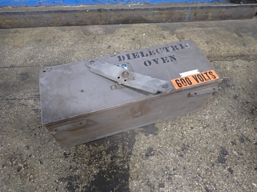 Square D 400 Amps/ 600 Vac Bus Plug - Sd-3640