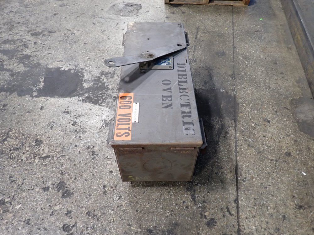 Square D 400 Amps/ 600 Vac Bus Plug - Sd-3640