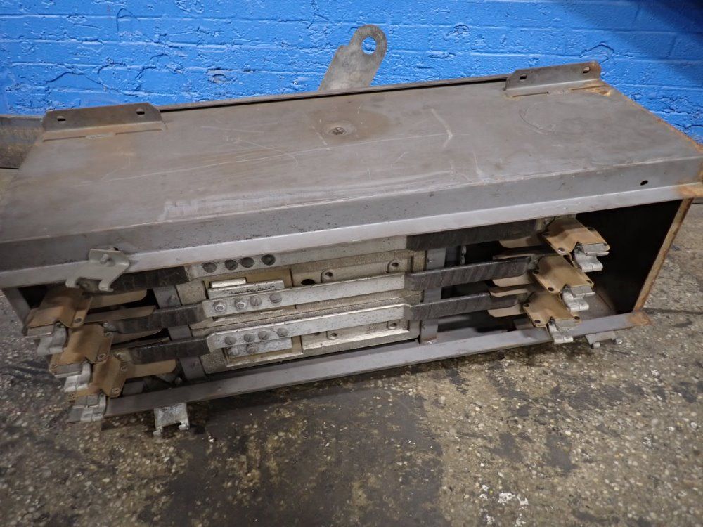 Square D 400 Amps/ 600 Vac Bus Plug - Sd-3640