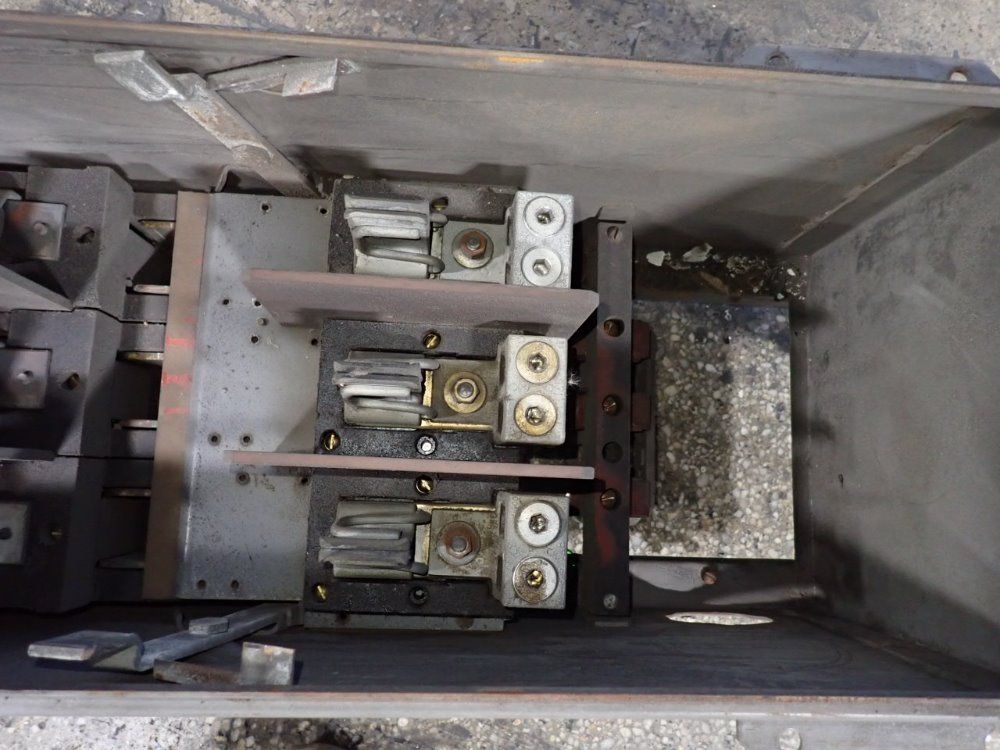 Square D 400 Amps/ 600 Vac Bus Plug - Sd-3640