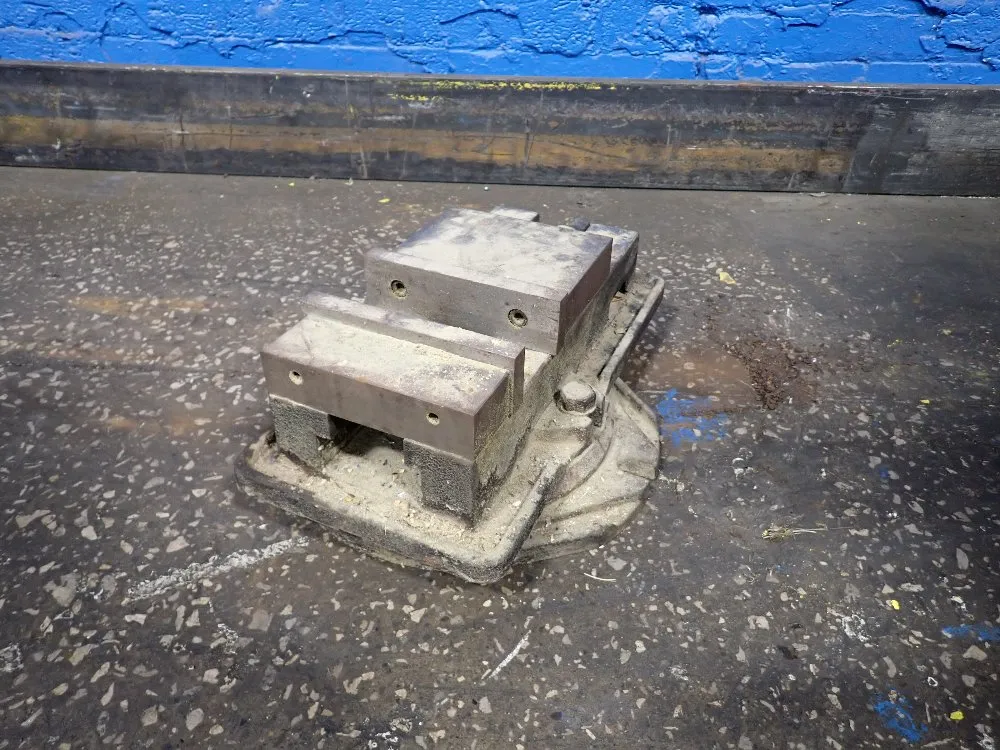 6" VISE