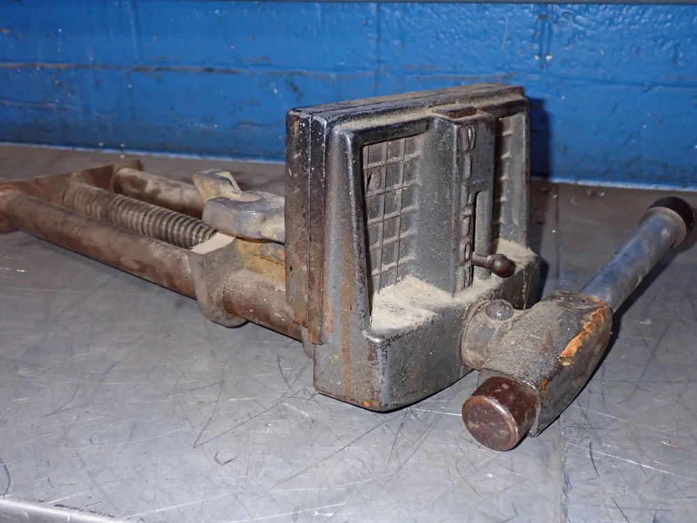 7" VISE