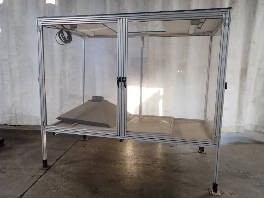 FUME HOOD