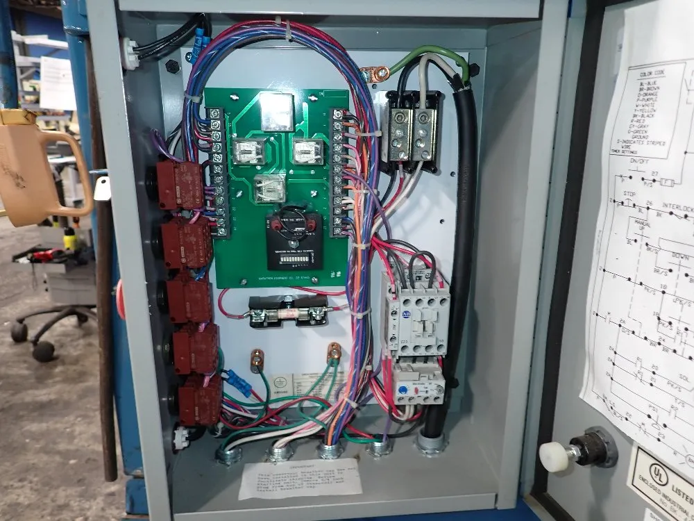 Marathon 4224 Baler - 4224