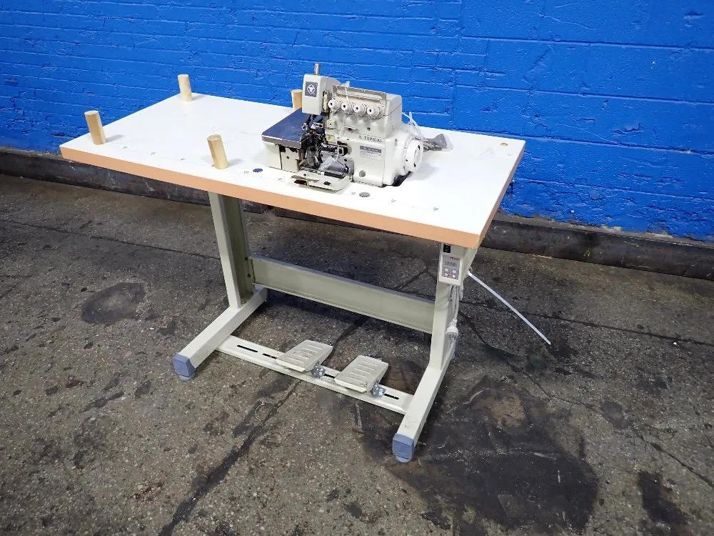 OVERLOCK SEWING MACHINE