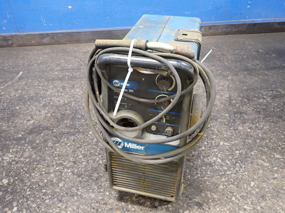 WELDER
