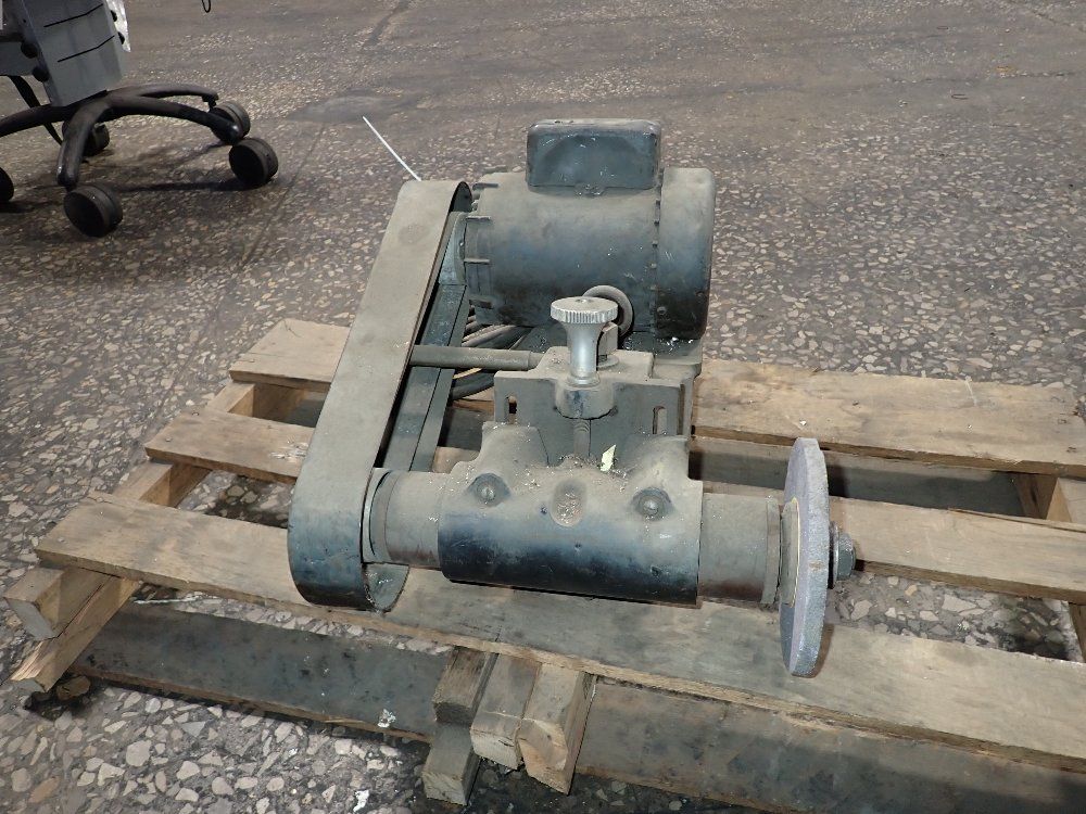 Dumore 1 Hp Tool Post Grinder - 12-010