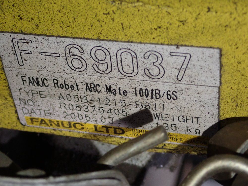 Fanuclincoln Electric 2005 Fanuclincoln Electric Arc Mate 100ib6s Robot Welding Cell