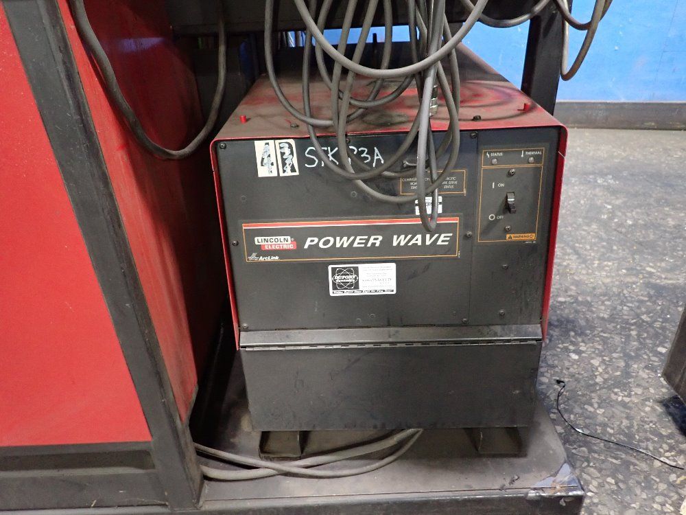 Fanuclincoln Electric 2007 Fanuclincoln Electric Arc Mate 100ibe Robot Welding Cell
