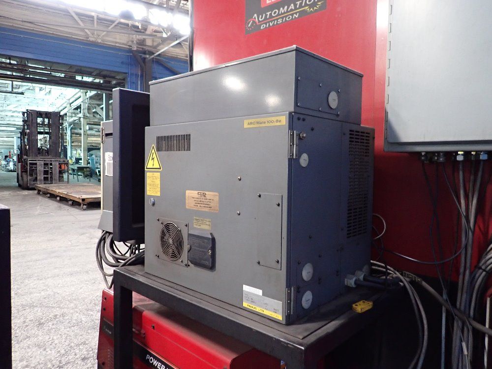 Fanuclincoln Electric 2007 Fanuclincoln Electric Arc Mate 100ibe Robot Welding Cell
