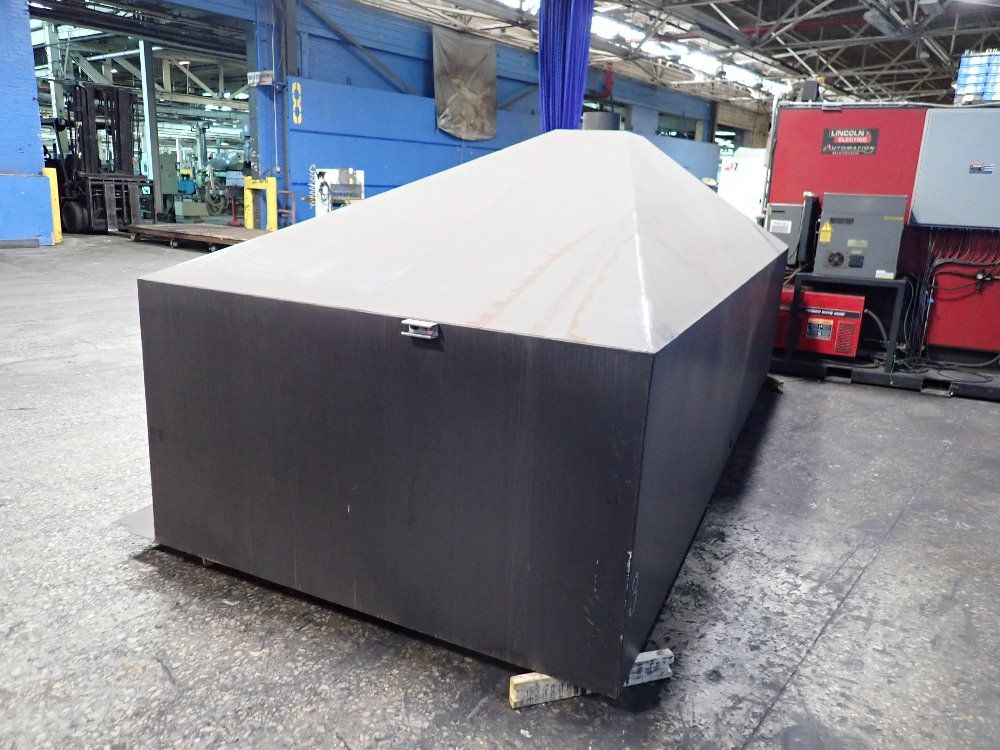 Fanuclincoln Electric 2007 Fanuclincoln Electric Arc Mate 100ibe Robot Welding Cell