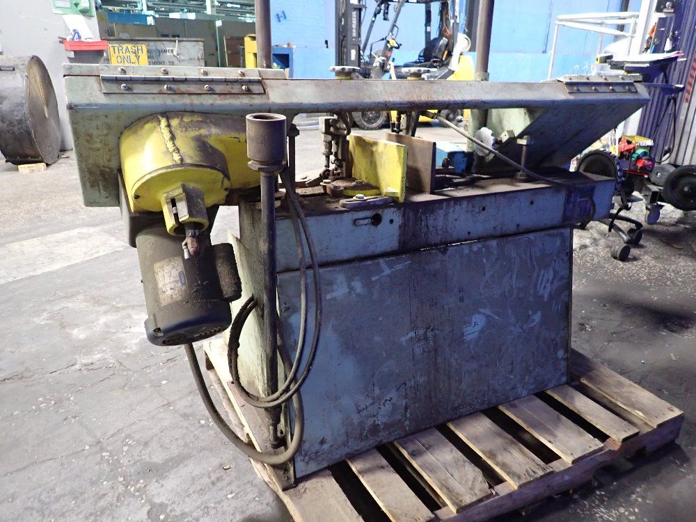 W/f. Wells 9" X 20" Horizontal Band Saw - W-9