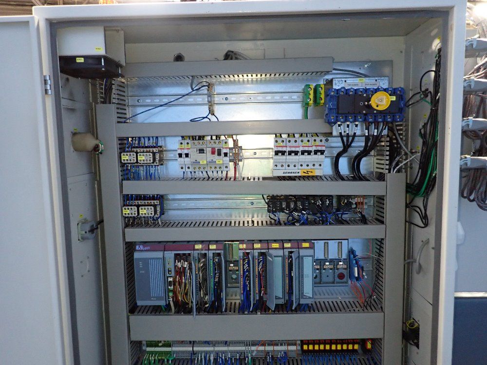 Battenfeld Injection Molder