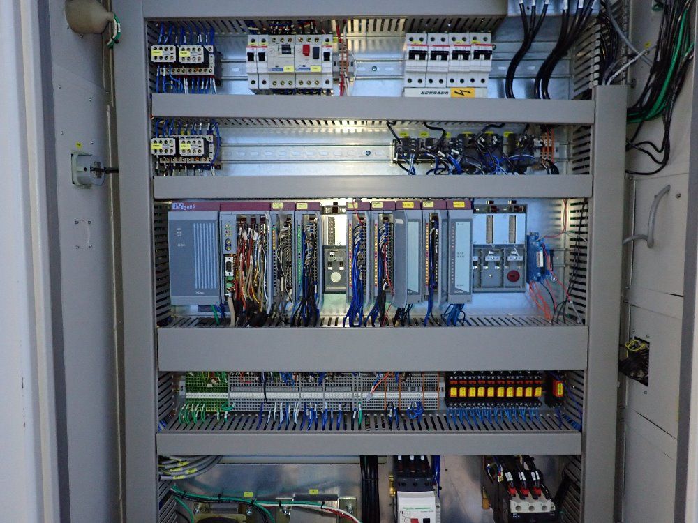Battenfeld Injection Molder