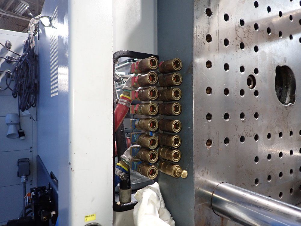 Battenfeld Injection Molder