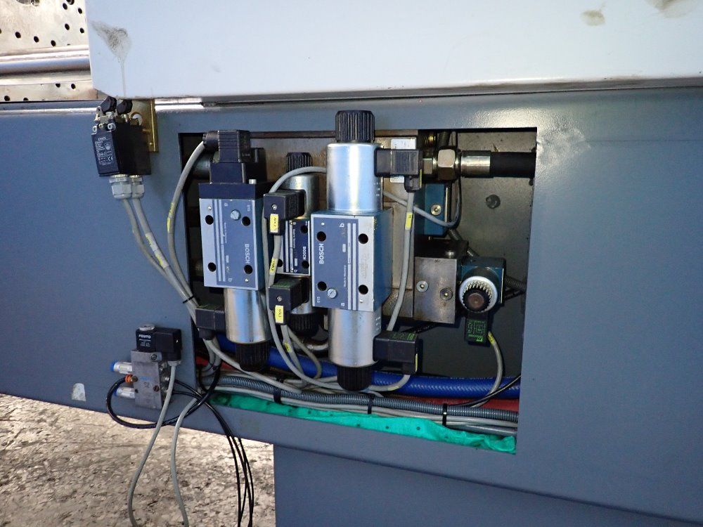 Battenfeld Injection Molder