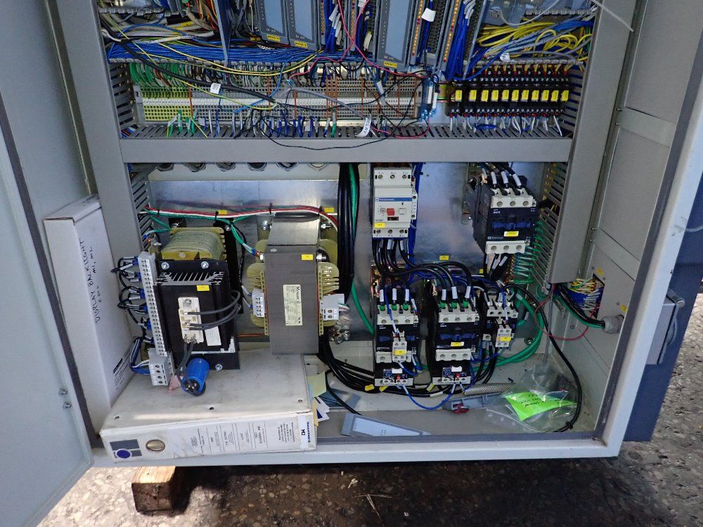 Battenfeld Injection Molder