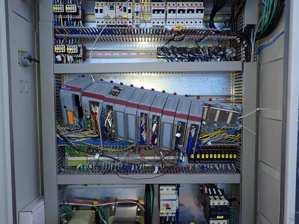 Battenfeld Injection Molder