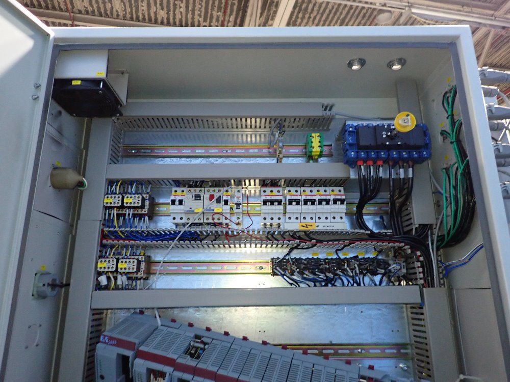 Battenfeld Injection Molder